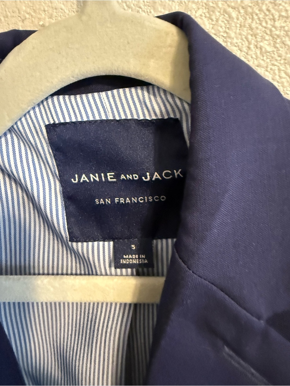 Janie and Jack Navy Blue Kids Blazer with Gold Buttons - Picture 2 of 3